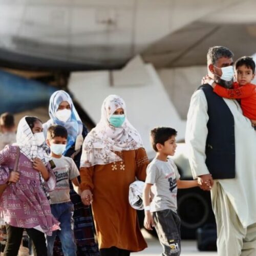 کمیته‌های سنای آمریکا: توقف مهاجرت جان هزاران افغانستانی را تهدید می‌کند