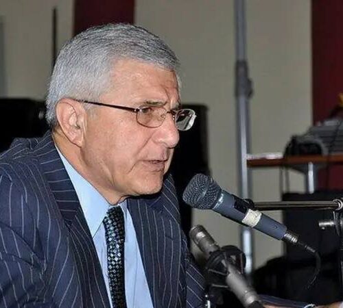 از شعر تا فتوا؛ توهم همه‌چیزدانی در نخبگان و شاعران