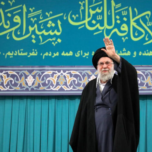 چرا رهبر شهید انقلاب حفاظت نامتعارف را نپذیرفتند و پناهگاه نرفتند؟