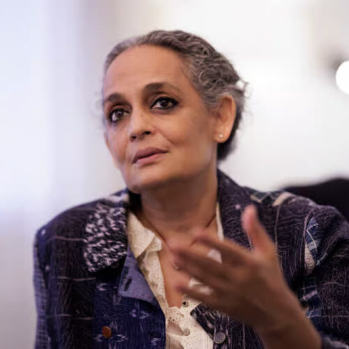 ایران غزه نیست! — نطق کوبندۀ آرونداتی روی علیه جنگ آمریکا و اسرائیل