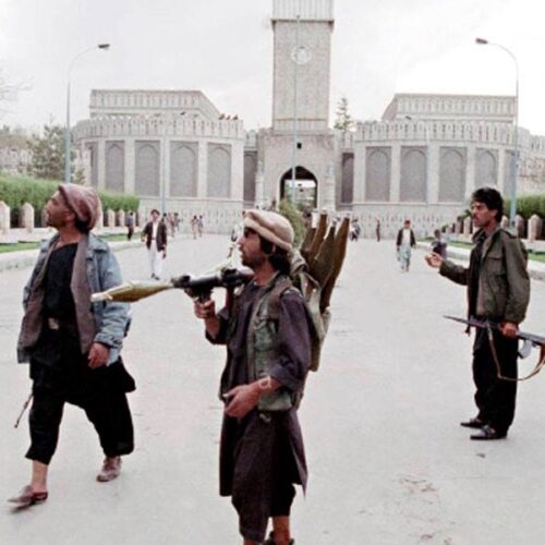 سال‌روز فروپاشی رژیم کمونیستی؛  چرا افغانستان از فروپاشی عبور نمی‌کند؟