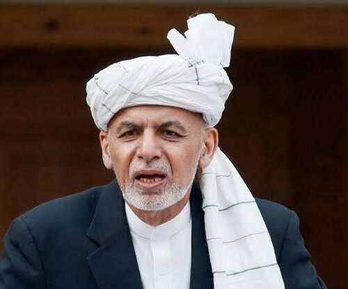 از گندمک تا امروز؛ وطن‌فروشی شاهانی که استقلال را شعار دادند