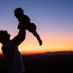 - پایگاه خبری تحلیلی روایت