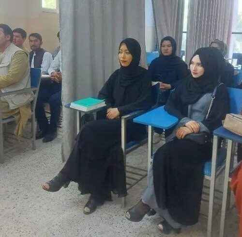 نگاهی آسیب شناسانه