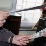 - پایگاه خبری تحلیلی روایت