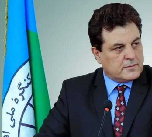 دکتر پدرام؛ در مرز میان نظریه و پراکسیس