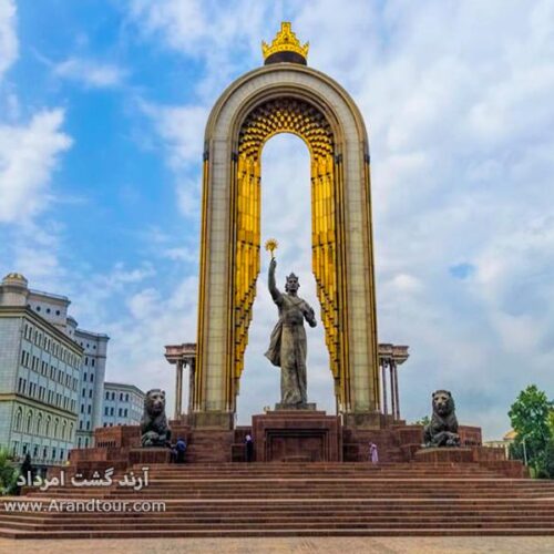 چرا تاجیکستان به مقصد رسید و افغانستان در راه ماند؟