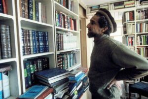 - پایگاه خبری تحلیلی روایت